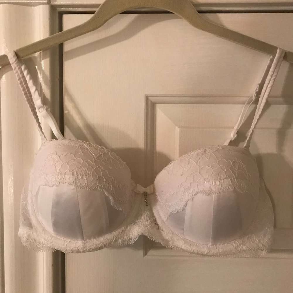 Secret Possessions White Lace Bra
